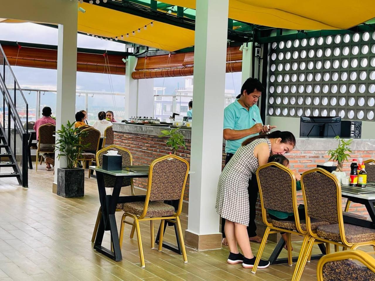 The Square Kampot Hotel 외부 사진